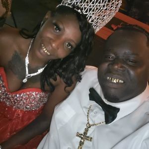 Meet your Posher, Ray